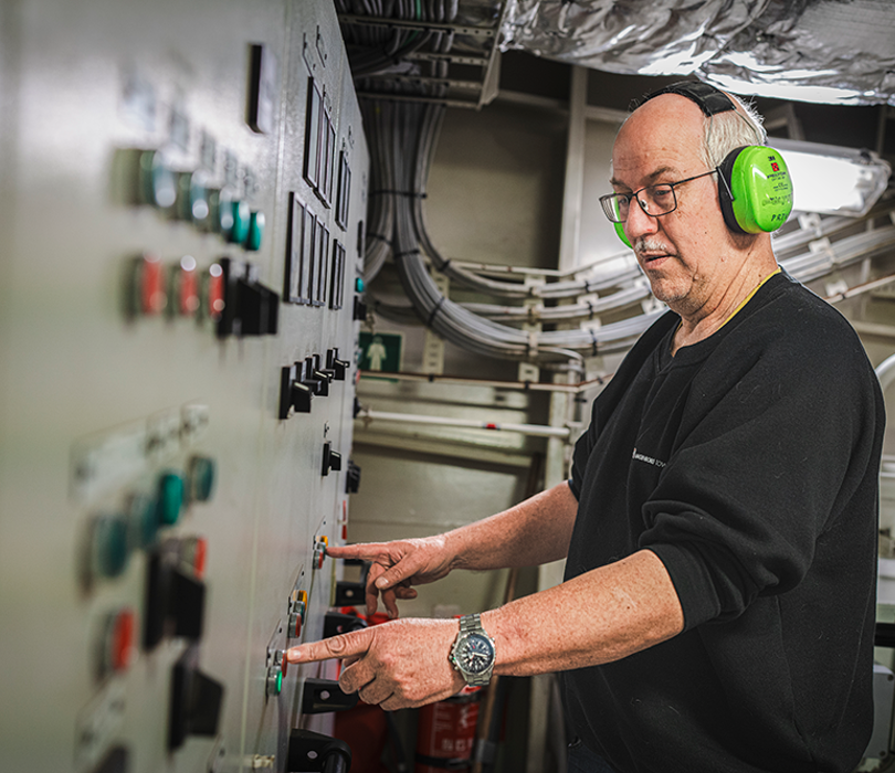 Machinist Sleepdienst Machinekamer Waterstroom